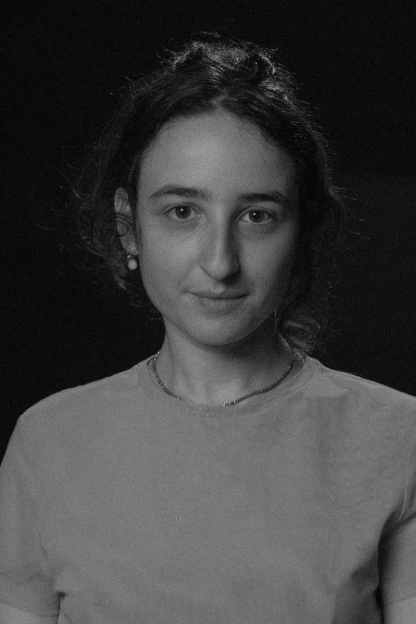 Naama Lahav backdrop