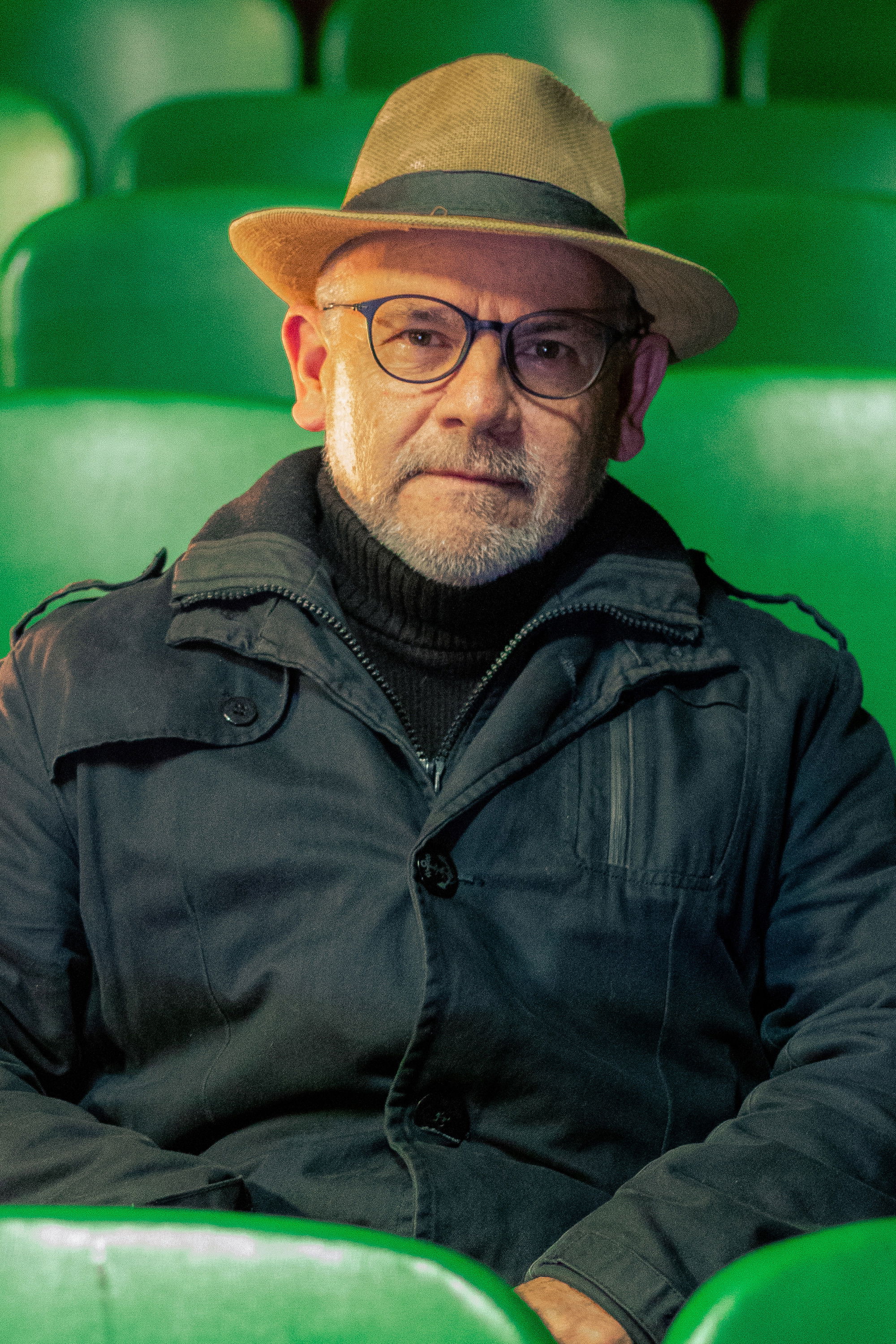 Rogério Corrêa backdrop