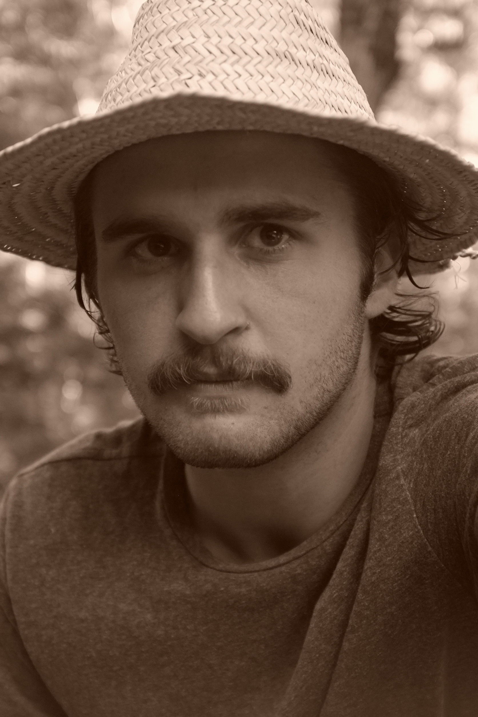 Antoine Mathieu backdrop