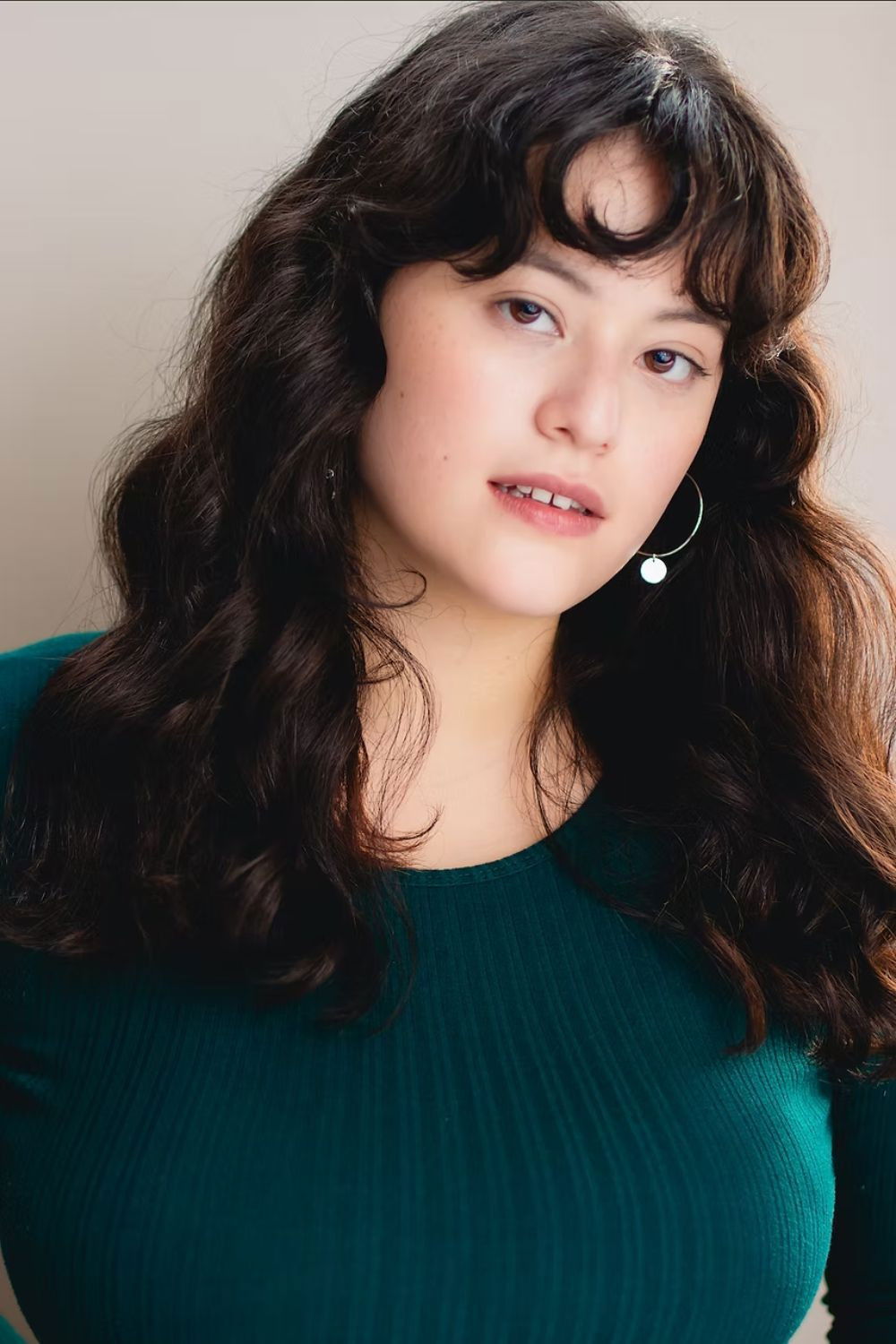 Noa Yehudayan backdrop