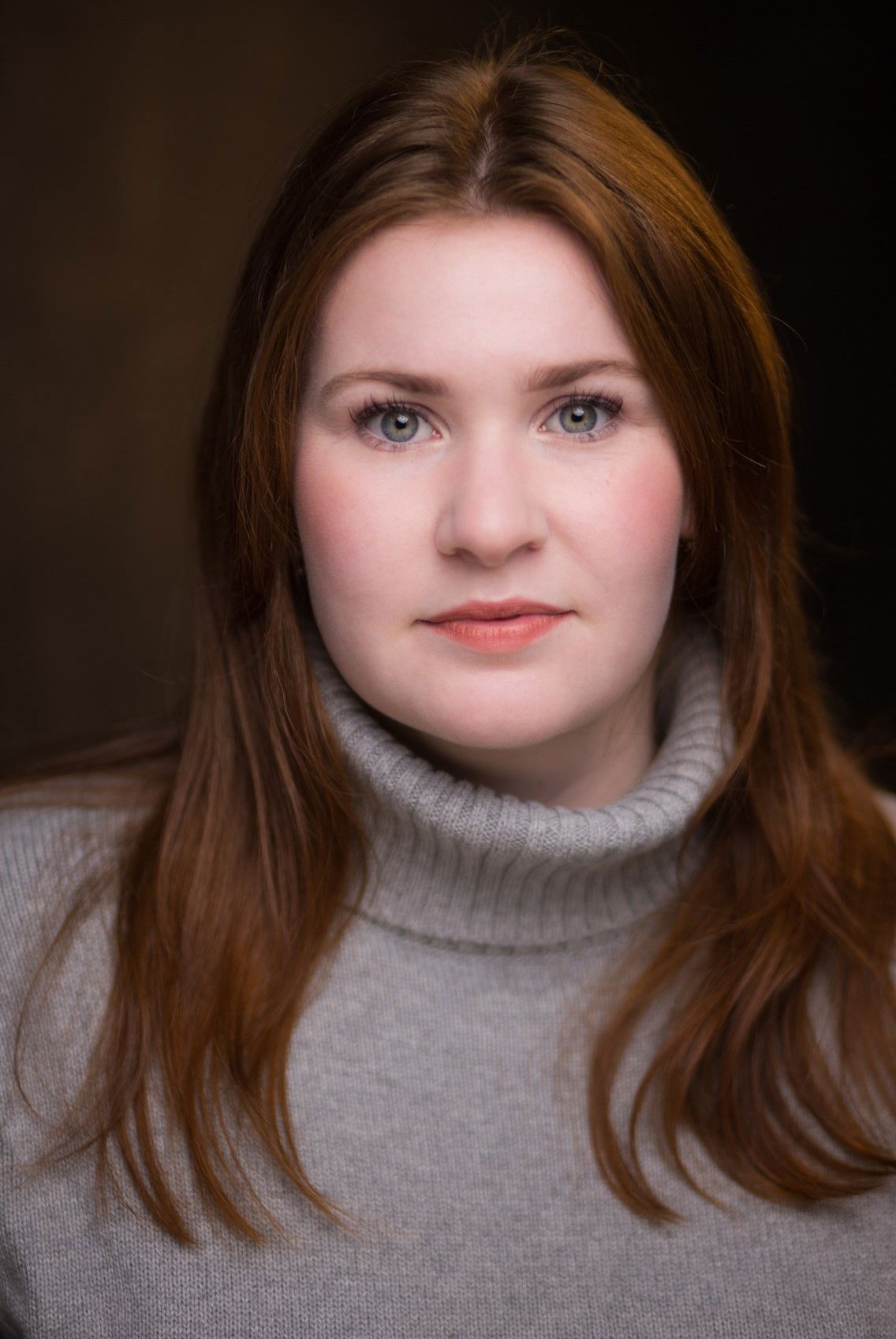 Lana Pheutan backdrop