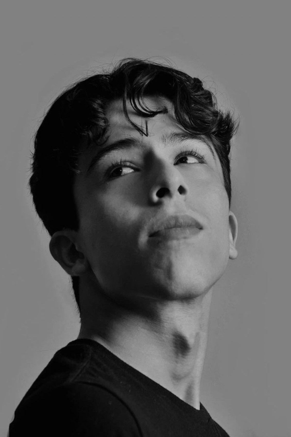 Carlos Montiel backdrop