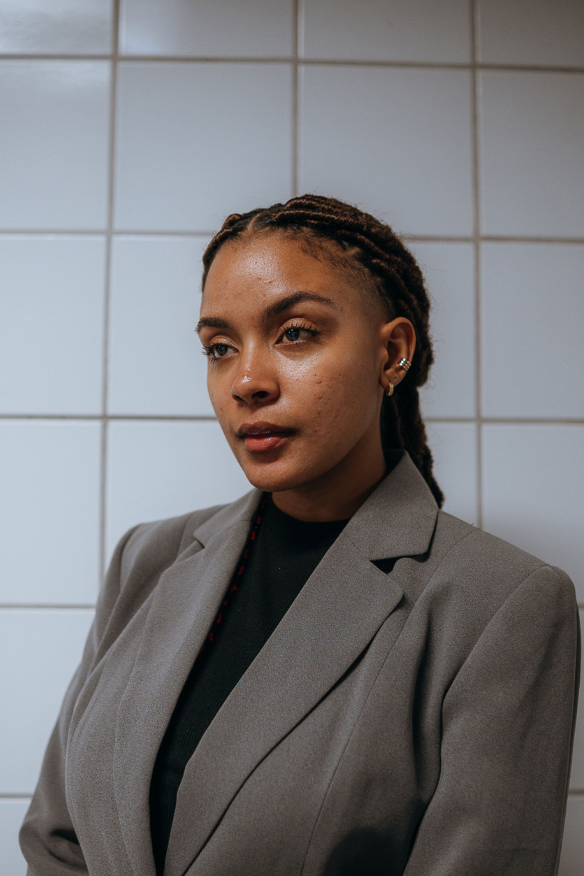 Franciele Moraes backdrop