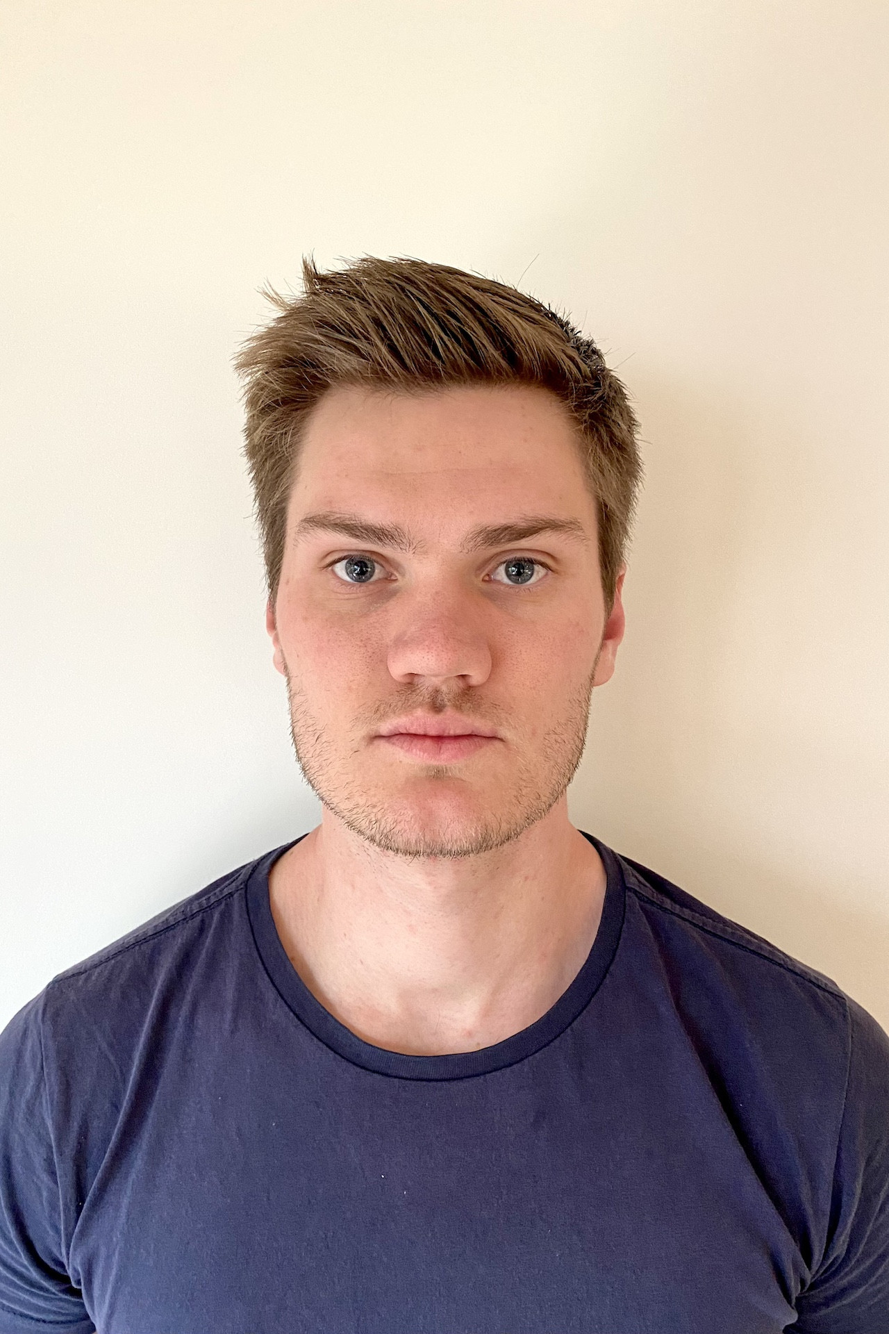 Thomas Osgarby backdrop