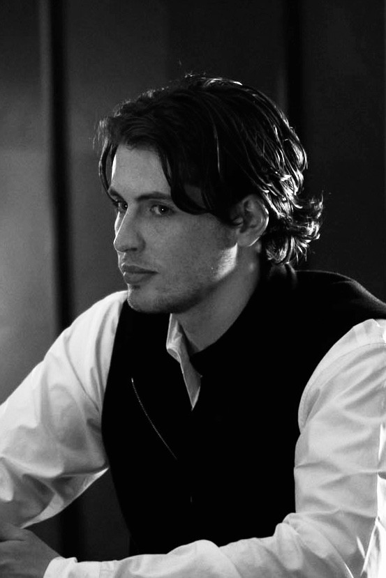 Lennard Stamen backdrop