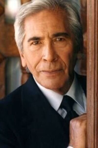 José Carlos Ruiz backdrop