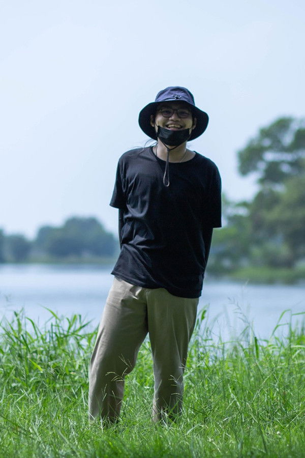 Natthapol Inthapote backdrop