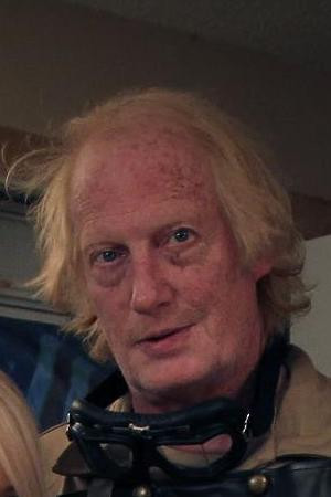 Harrison Matthews backdrop