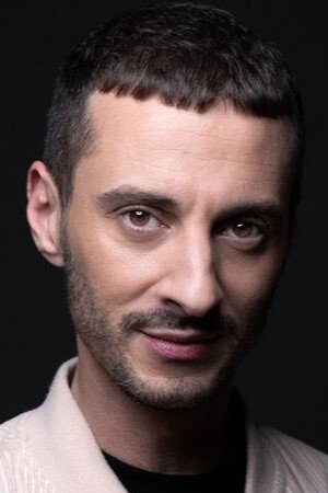 Thomas Jolly backdrop