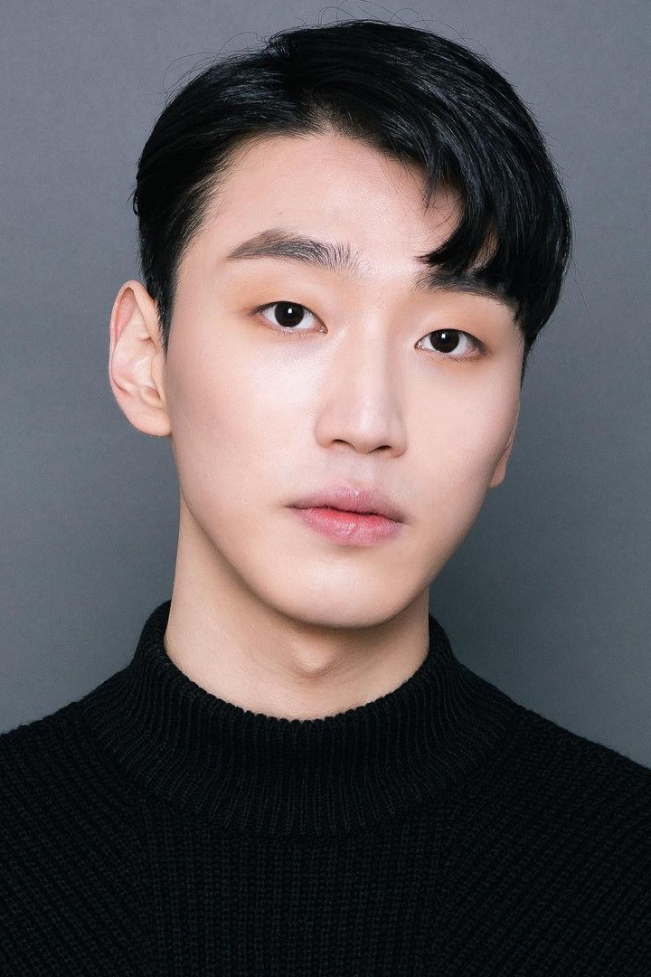 Chung Chan-young backdrop