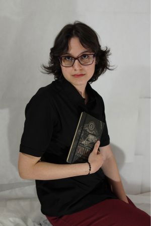 Isadora Dias backdrop