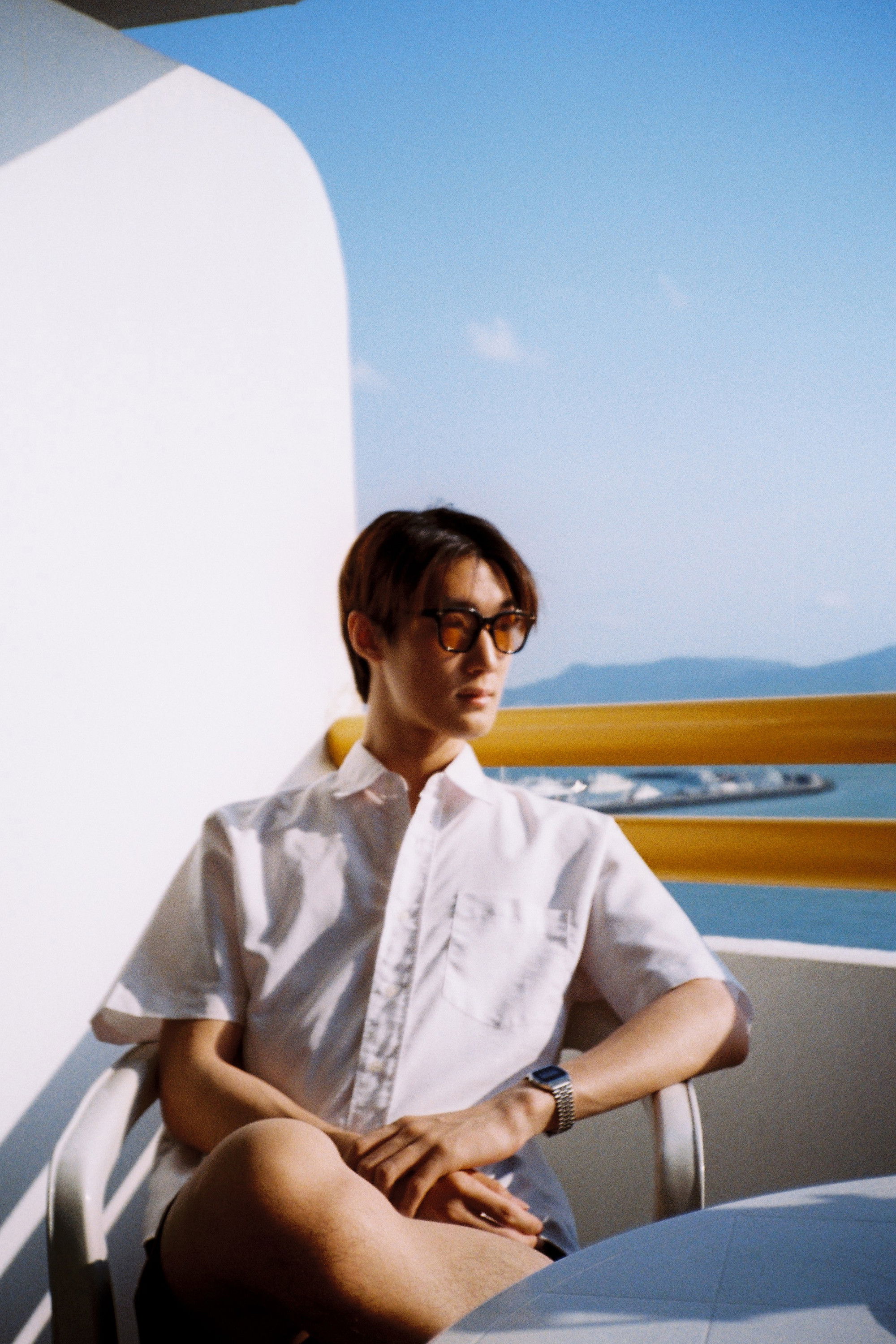 Kemin Uarsuksataporn backdrop