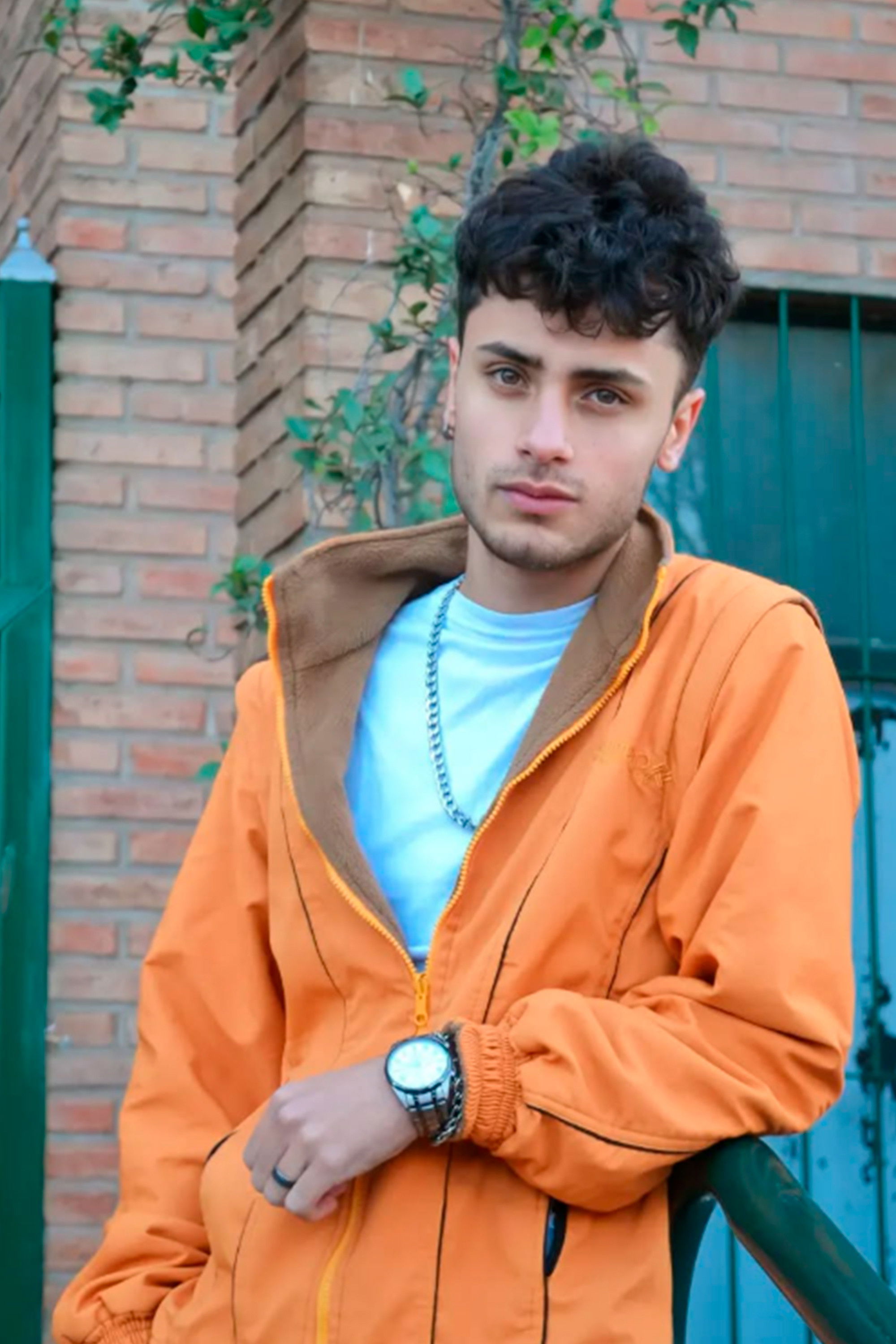 Matias Miranda backdrop