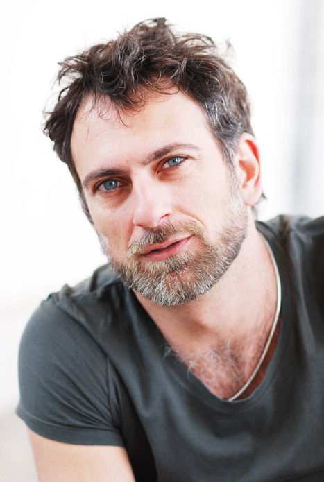 Luca Iervolino backdrop