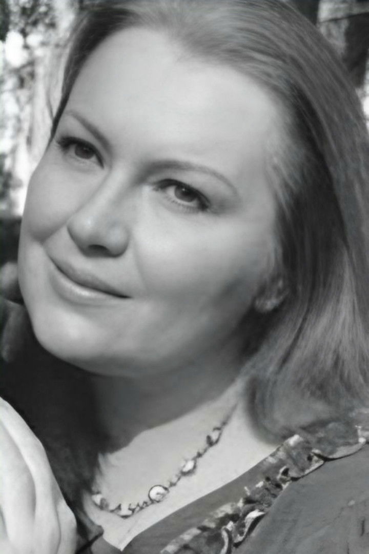 Tatyana Petrova backdrop