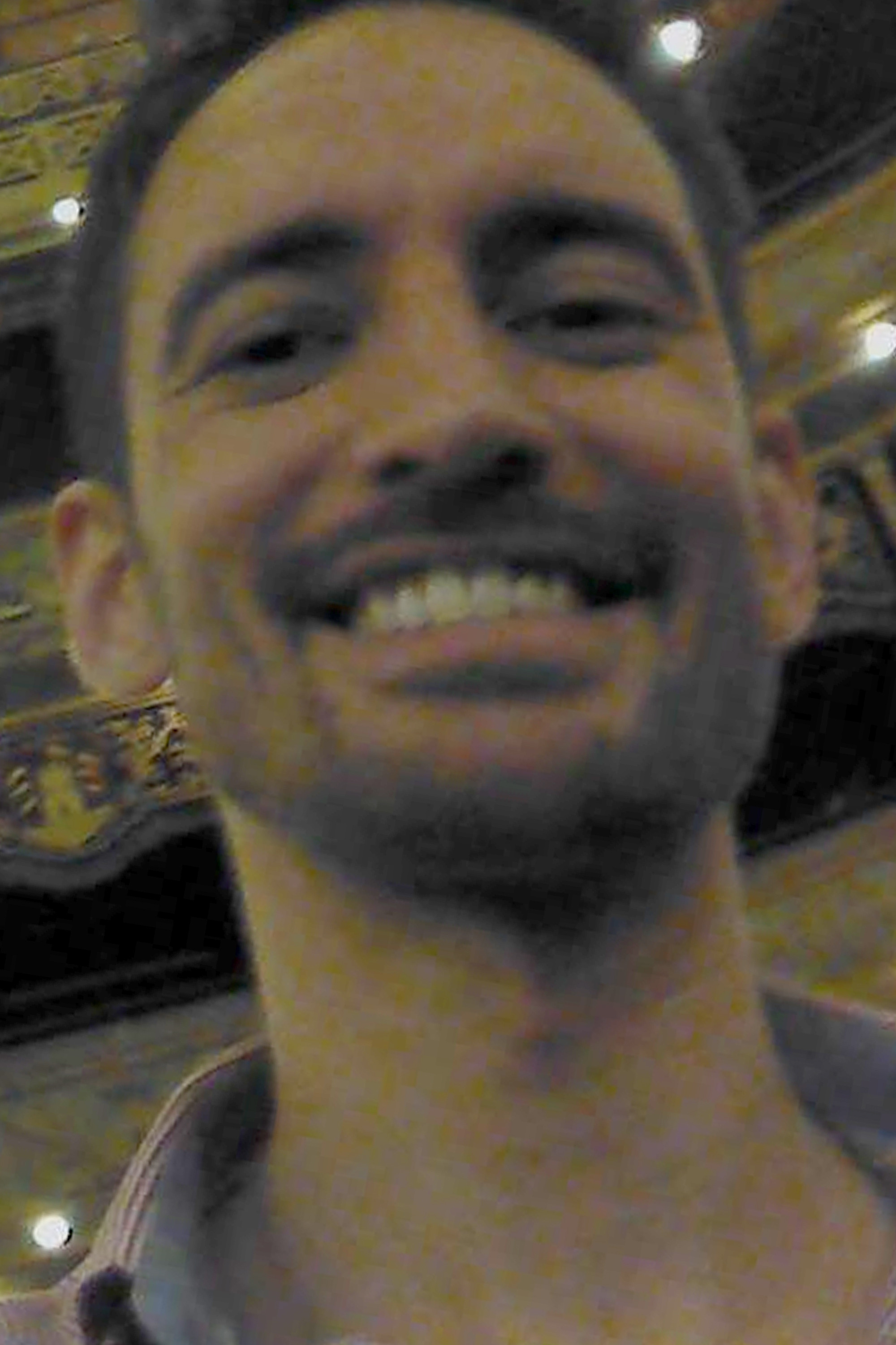 Julián Montico backdrop