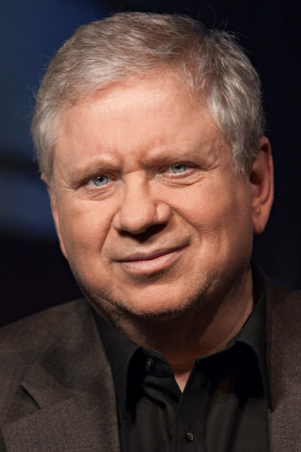 Rainer Hunold backdrop