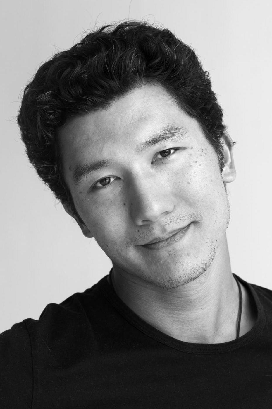 Elzhas Rahim backdrop