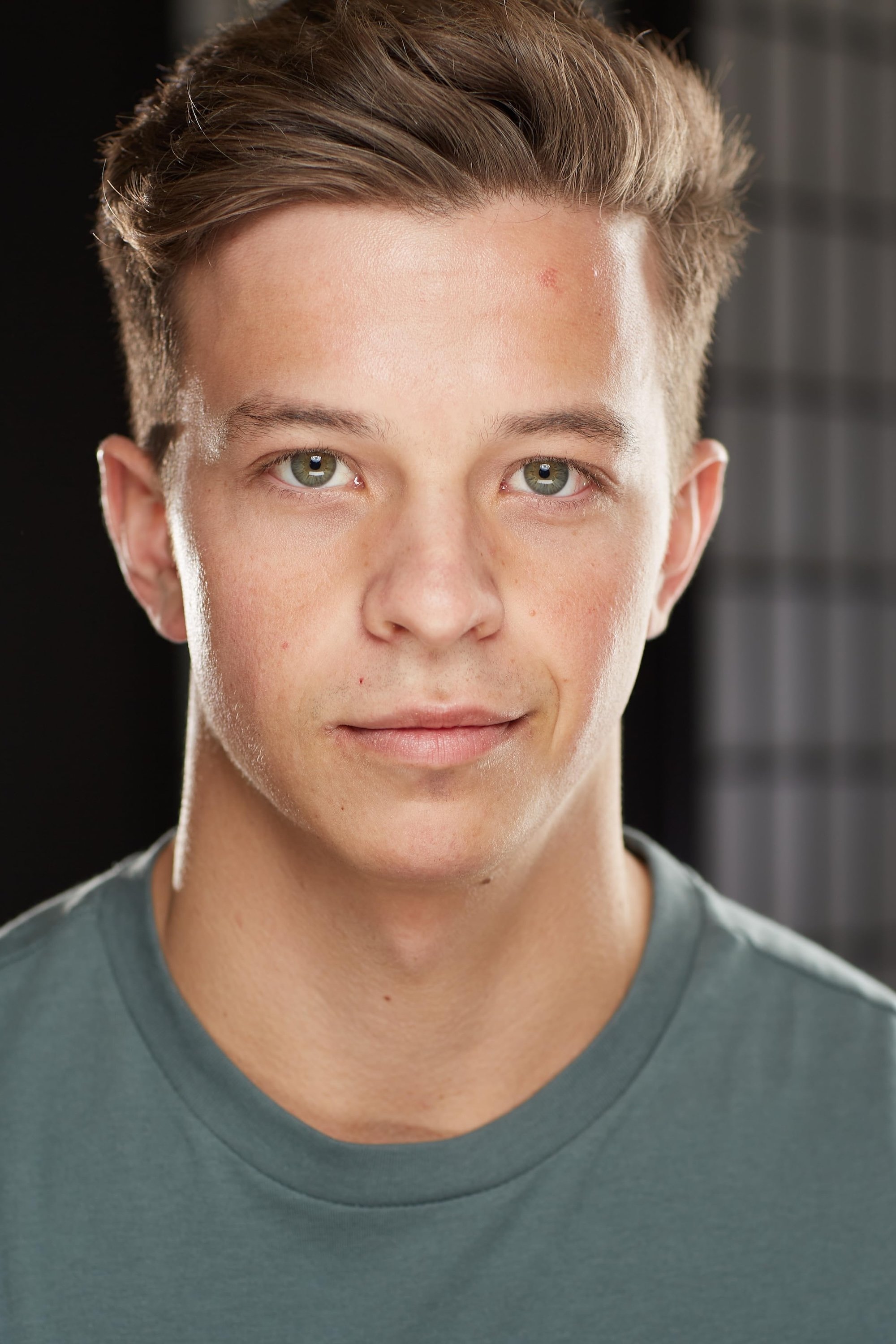 Oscar Millar backdrop