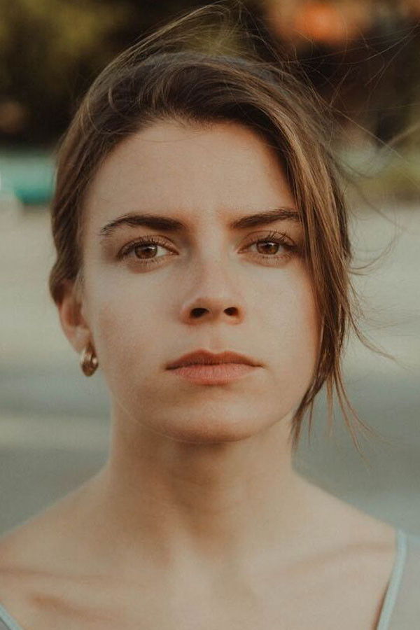 Lavinia Nowak backdrop