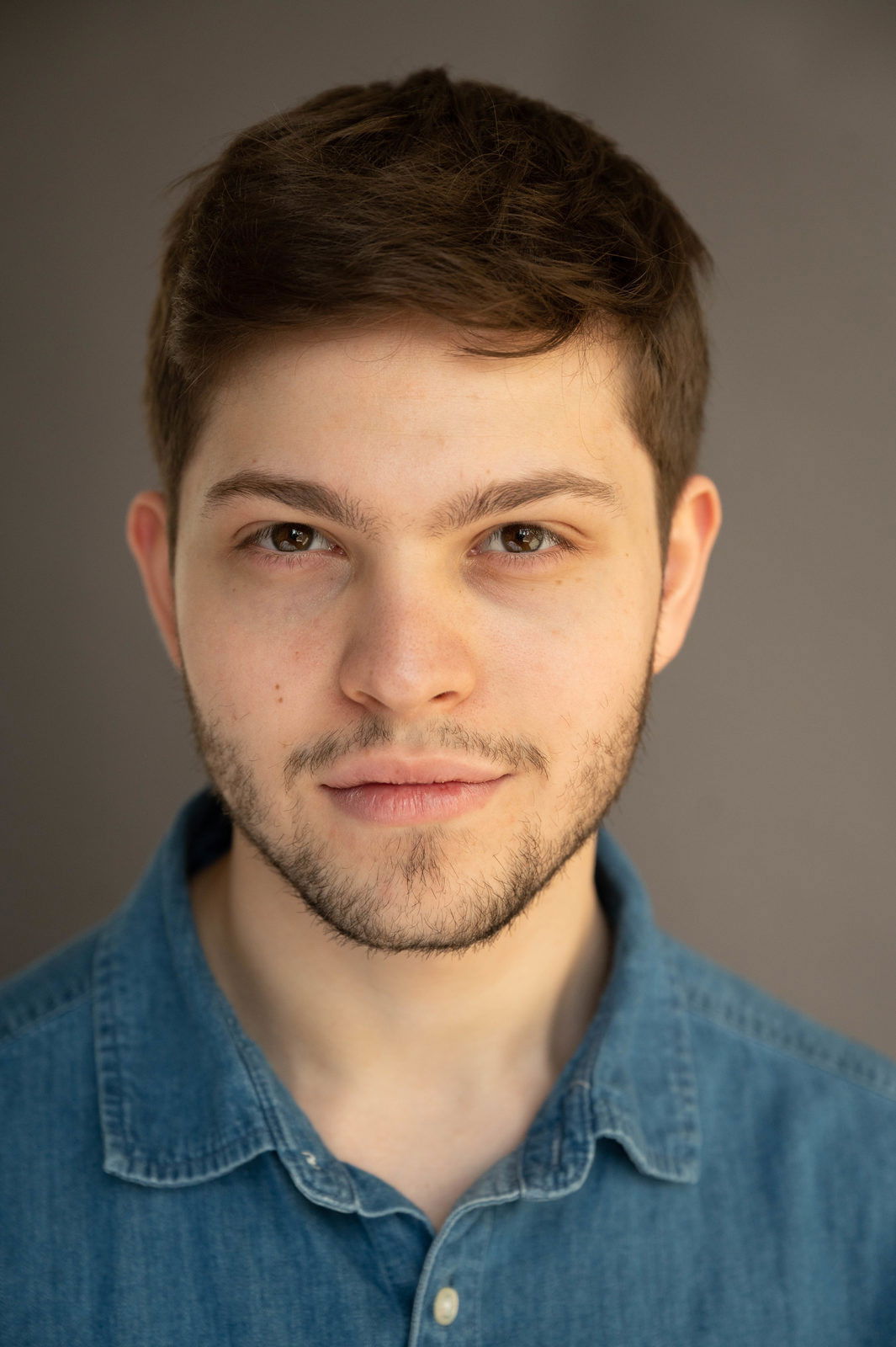 Mika Lipman backdrop