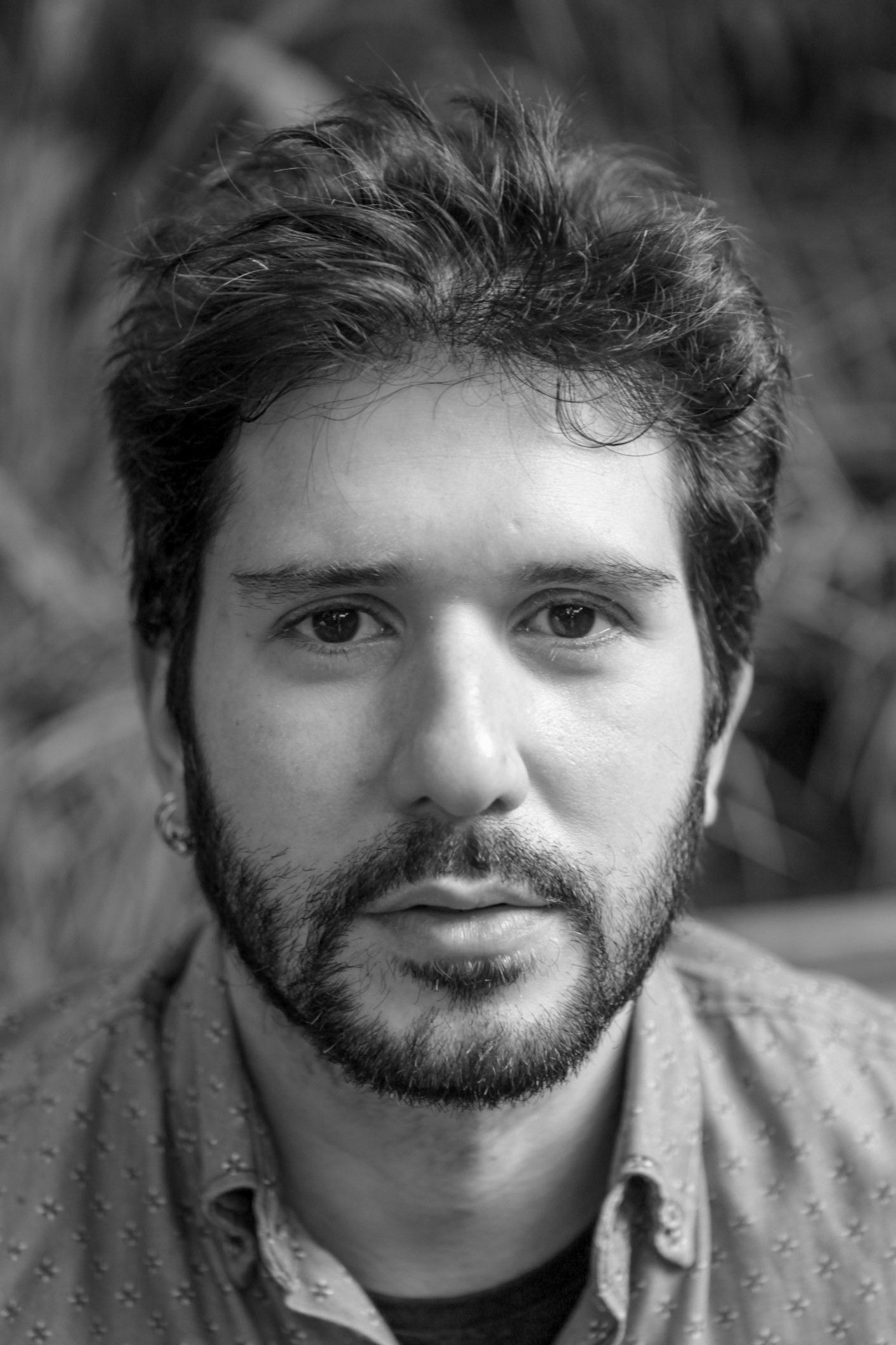 Douglas Siqueira backdrop