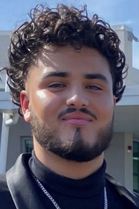 Nazar El Tobgy backdrop