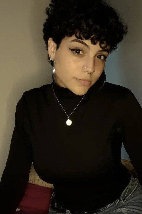 Maria Vitória backdrop