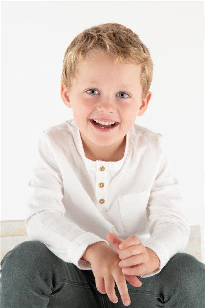 Corentin Guillot backdrop