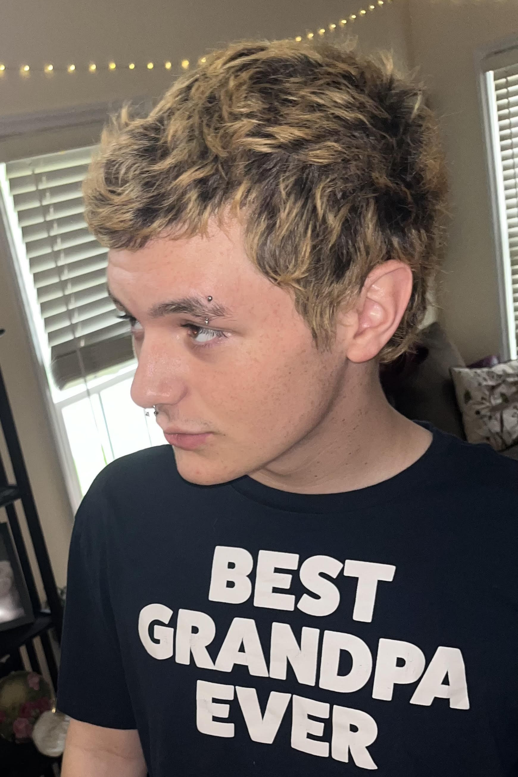 Aiden Lynch backdrop