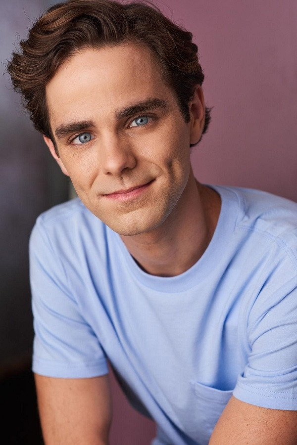 Robert Solomon backdrop