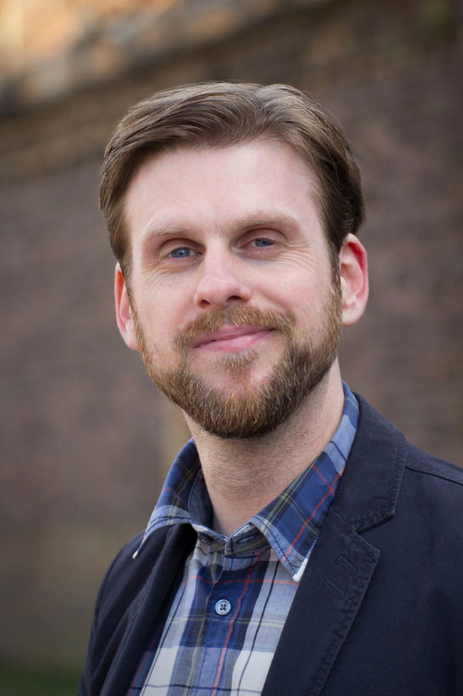 Henning Ricke backdrop