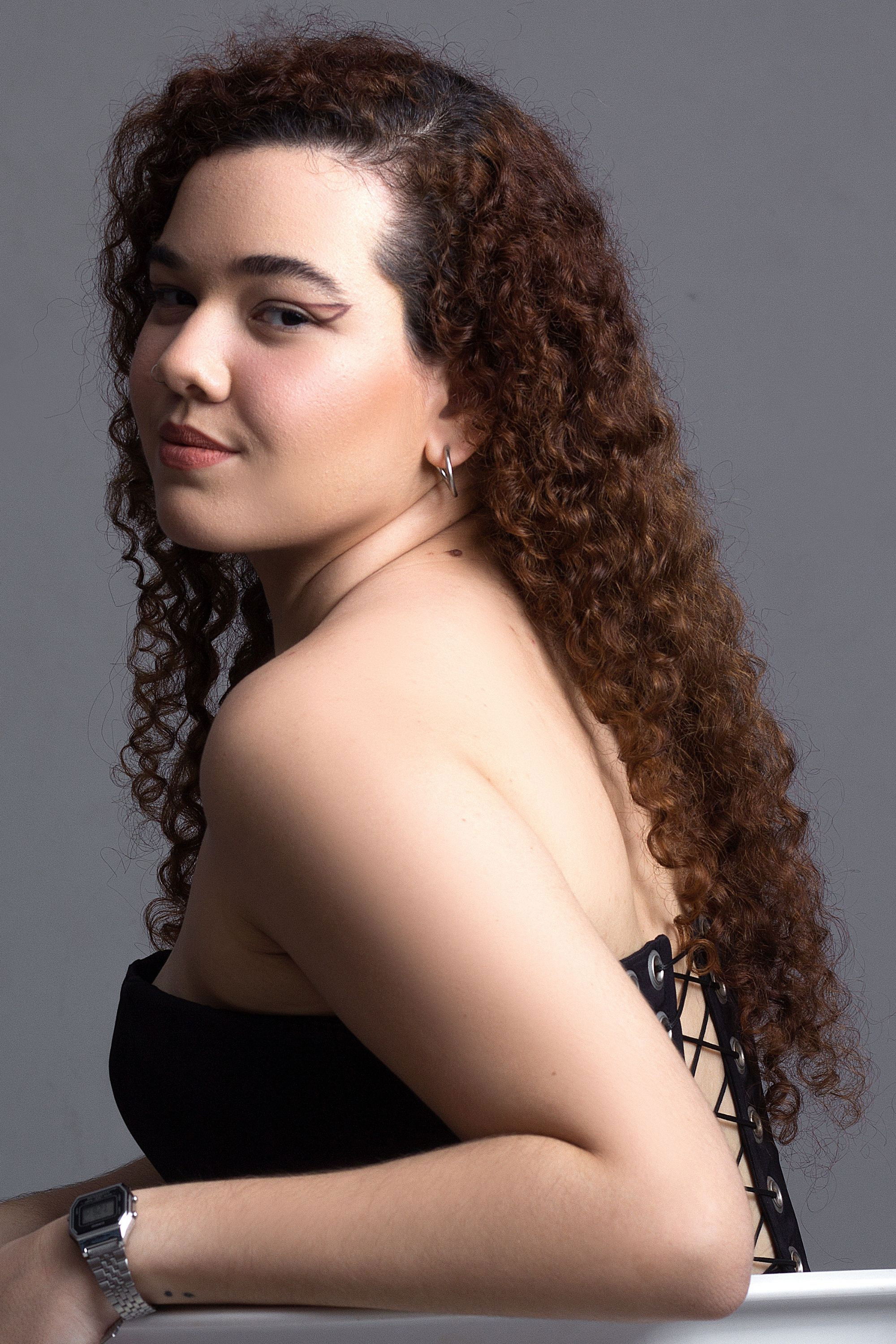 Ana Júlia Colares backdrop