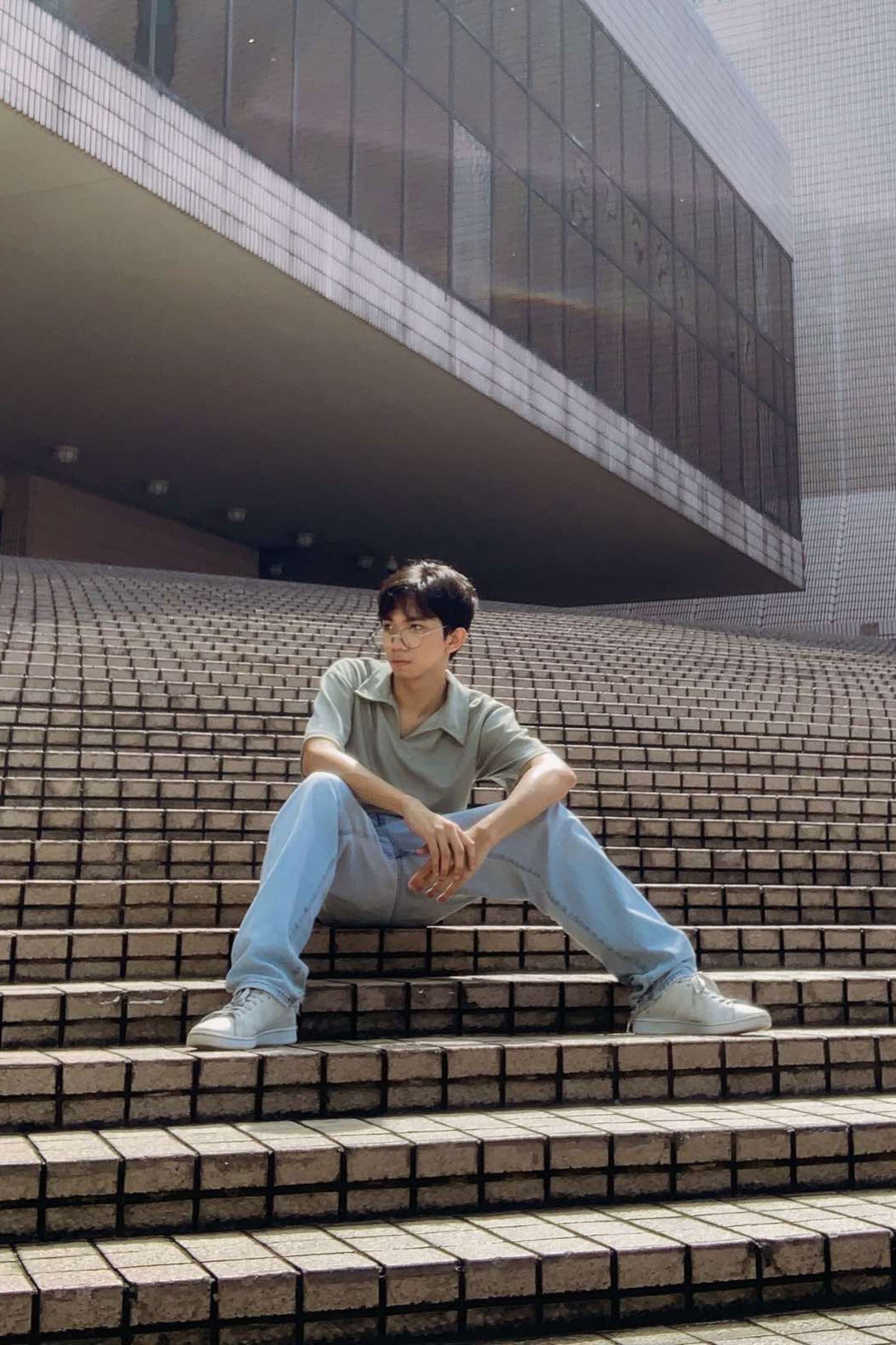 Paul Serafica backdrop