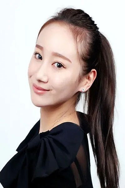 Qingyang Meng backdrop