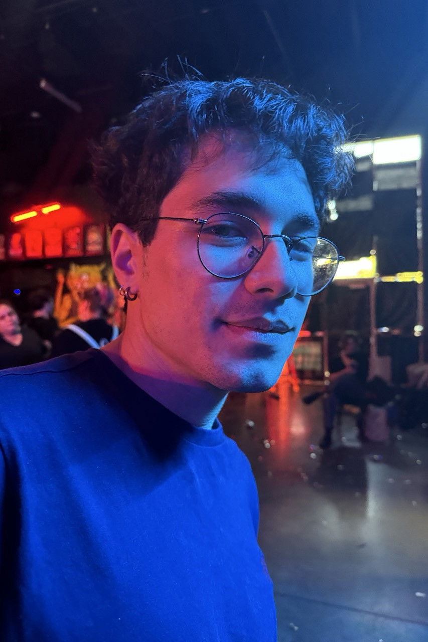 Rodrigo Salazar backdrop