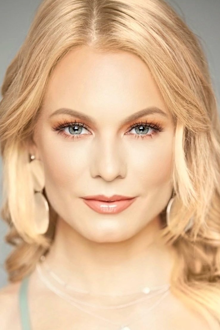 Erin Anne Gray backdrop