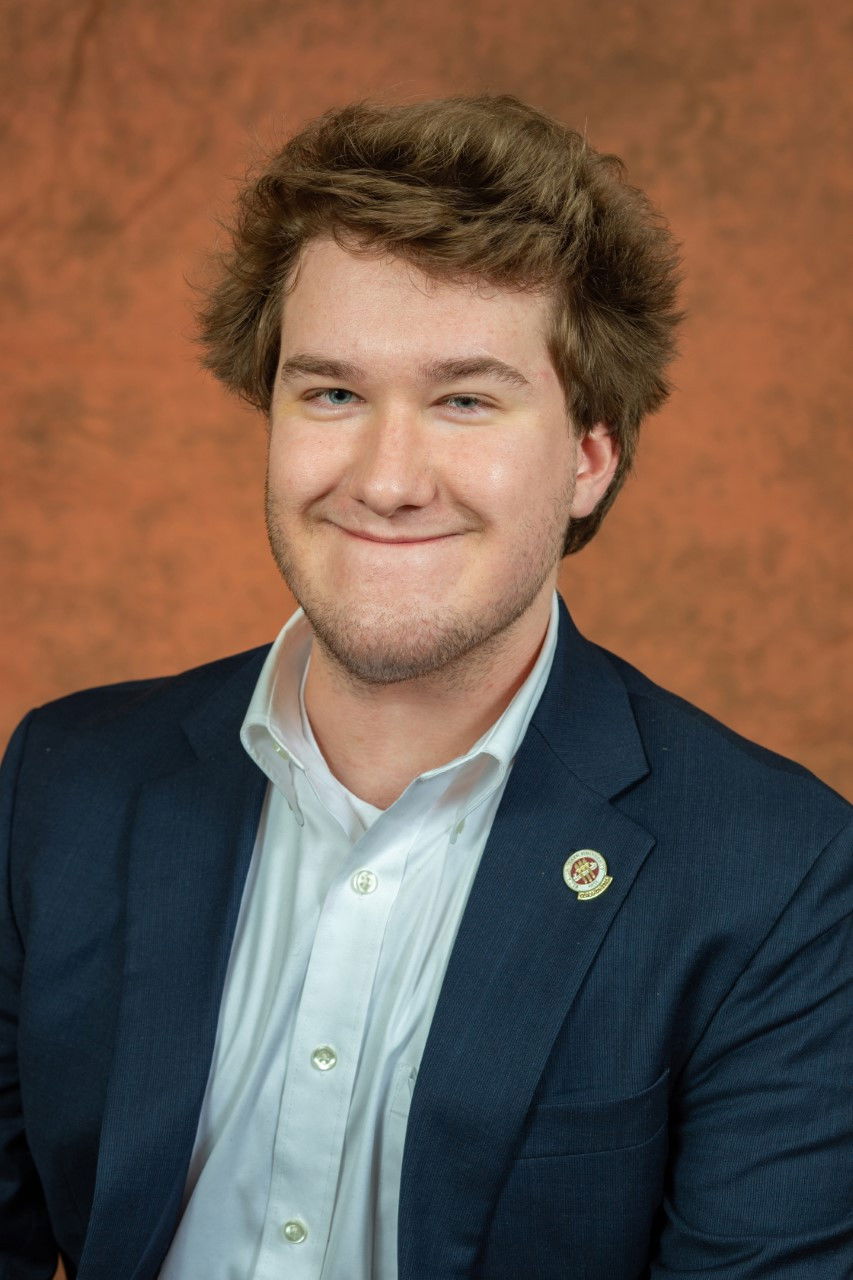 Liam Fineout backdrop