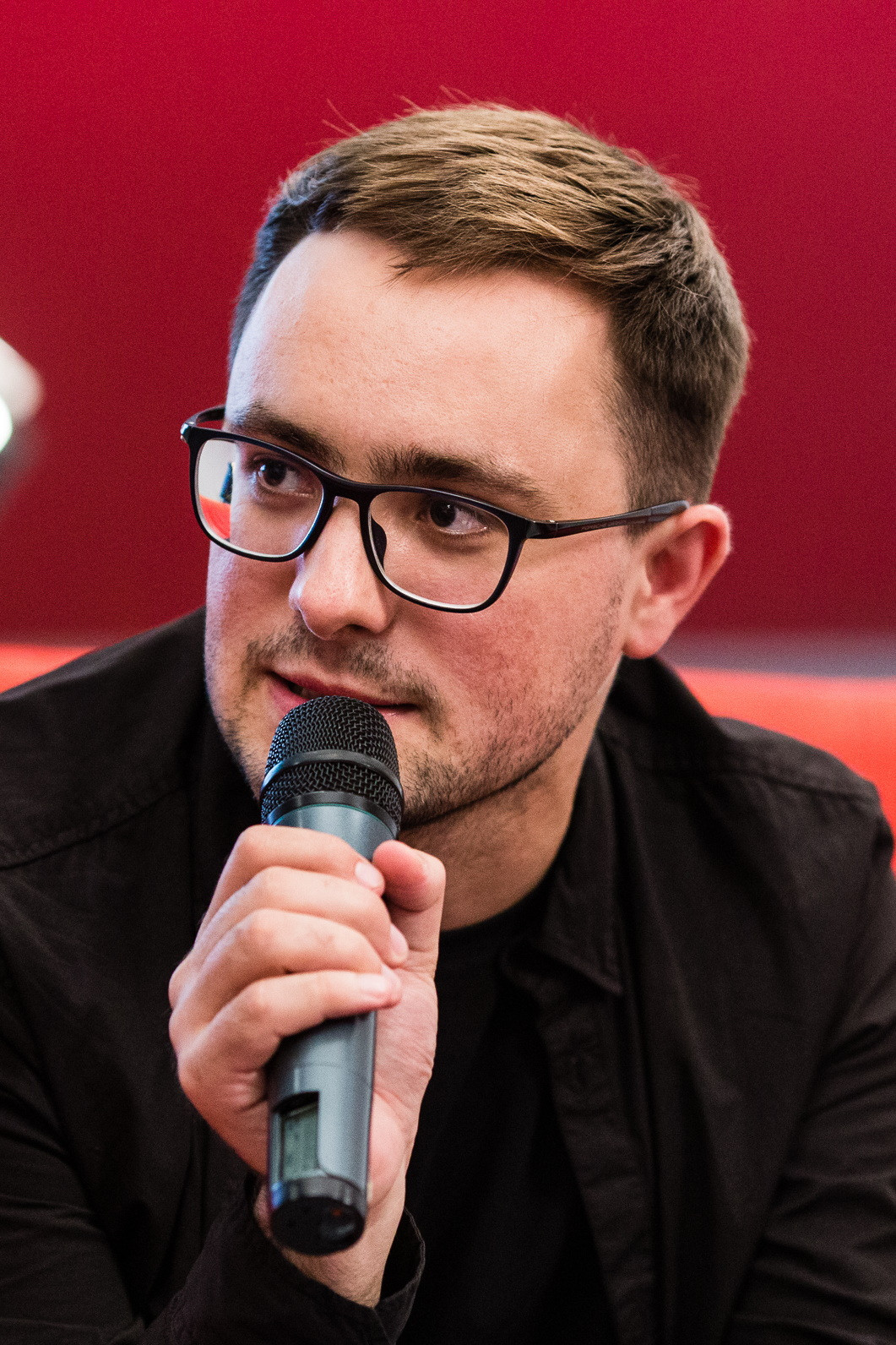 Myroslav Laiuk backdrop