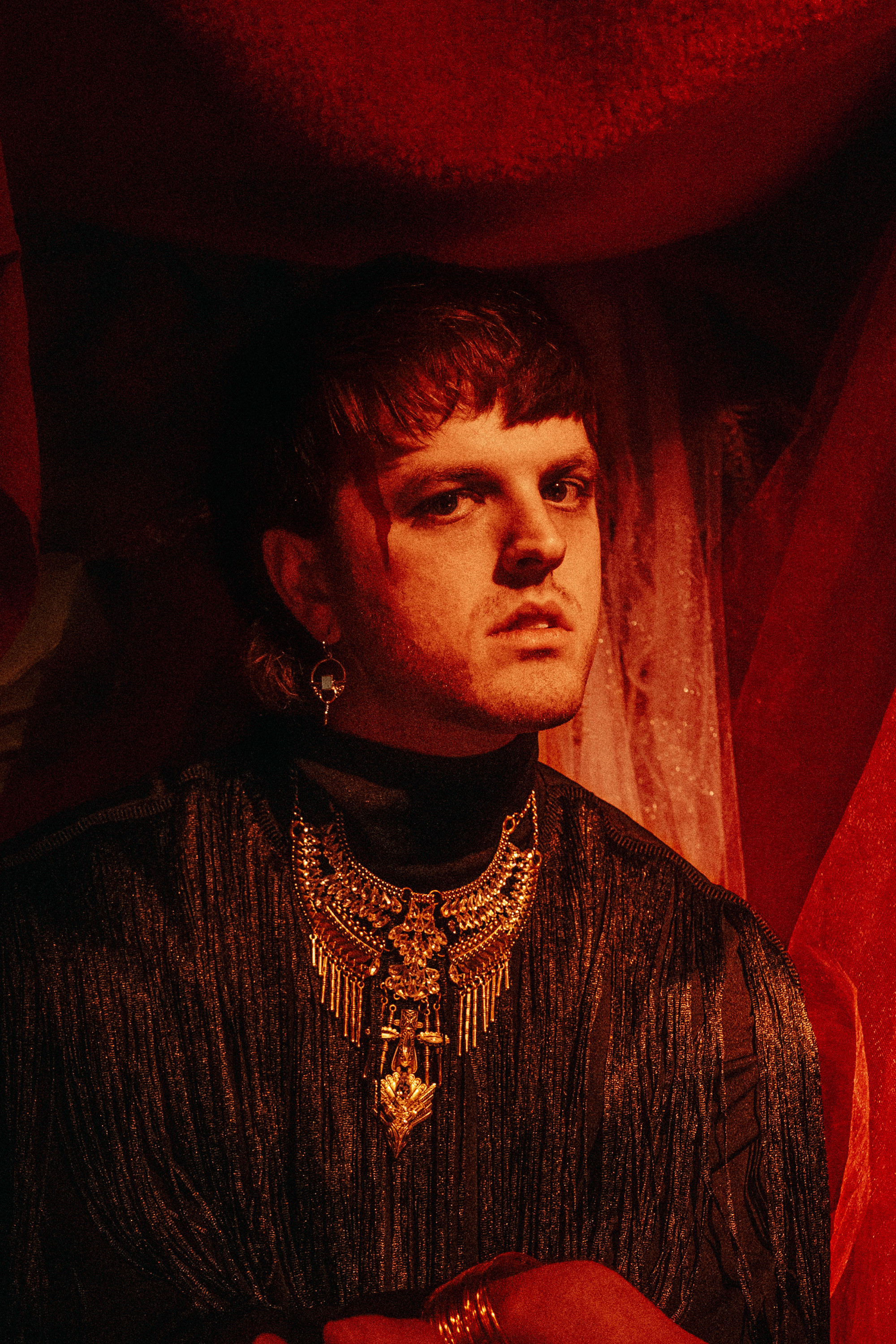 Seth Findley backdrop