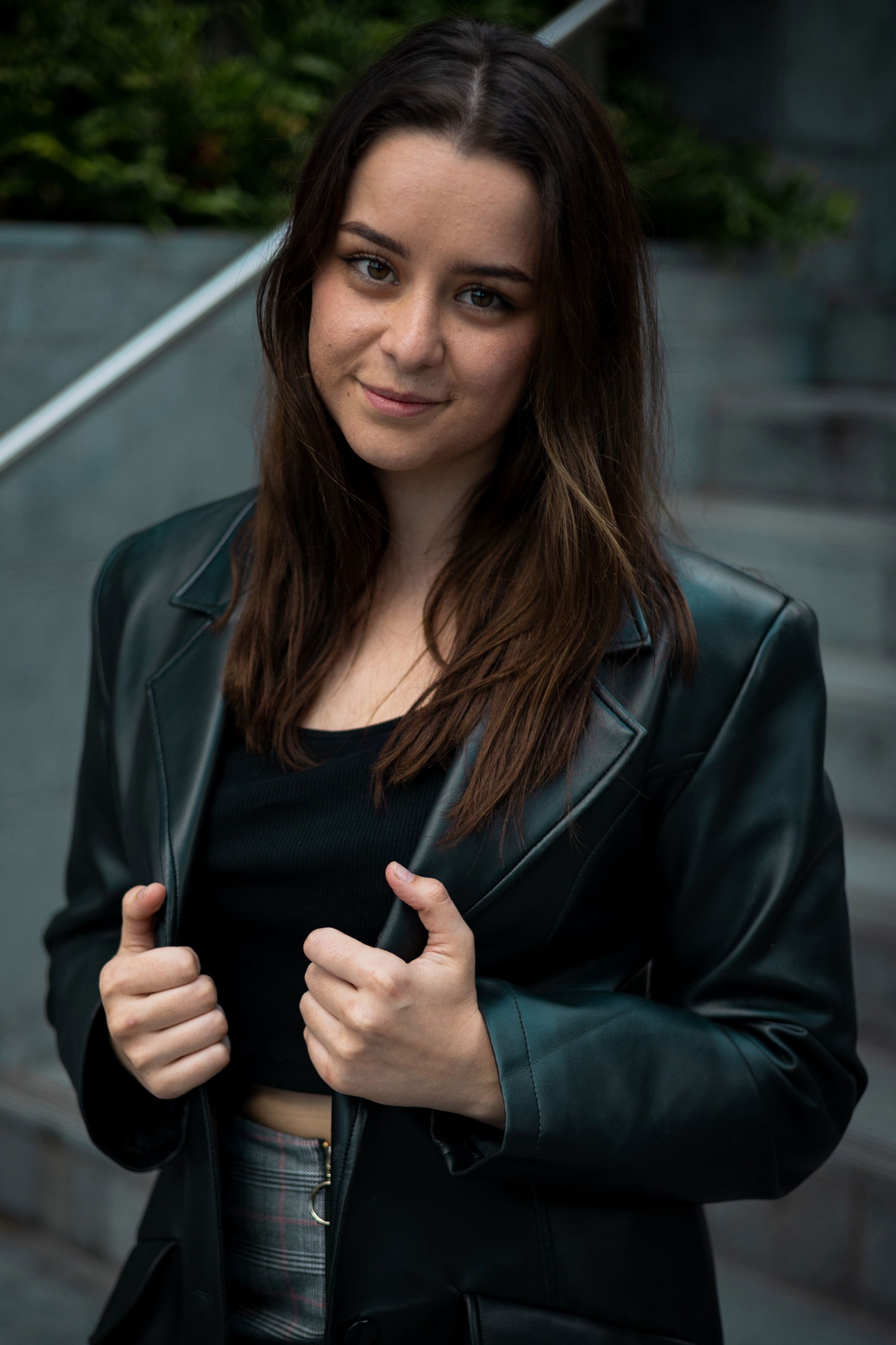 Sophia Le Ray backdrop