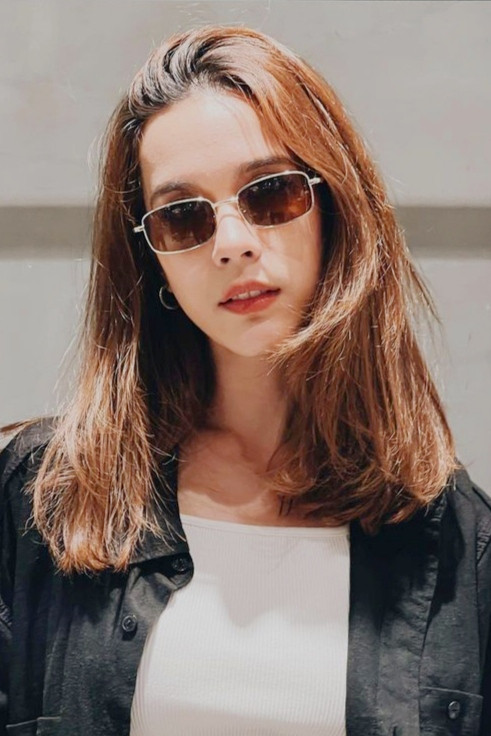 Sarinya Olsson backdrop