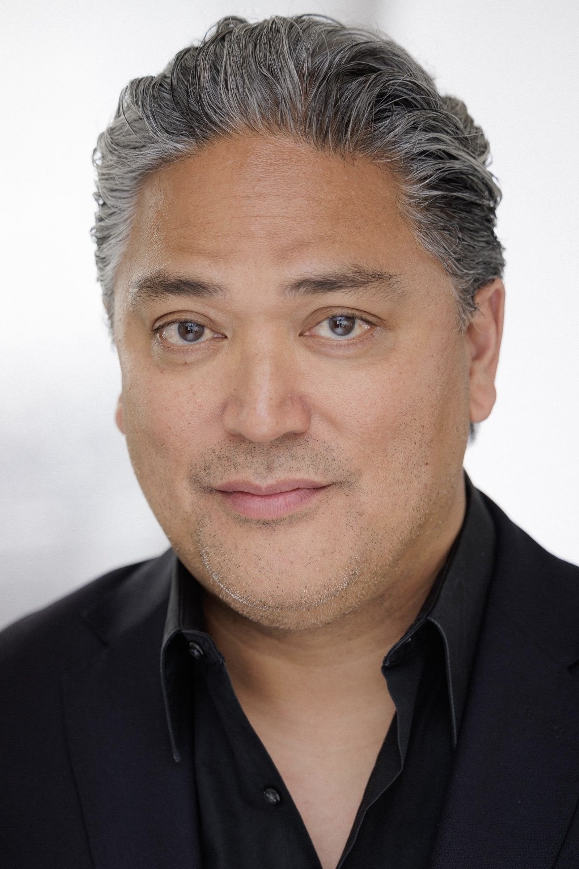 Darren Cruz backdrop