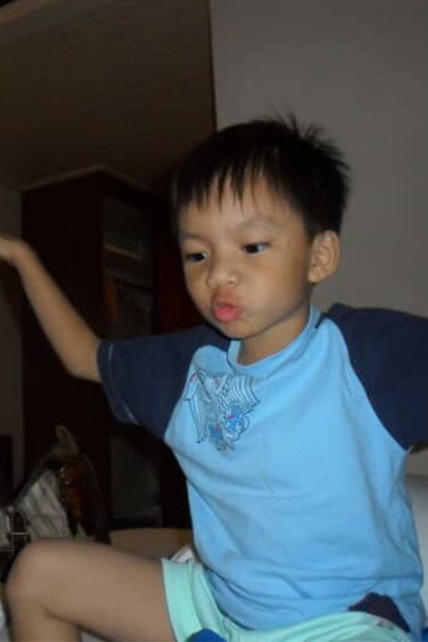 Anannop Detaitthiphat backdrop