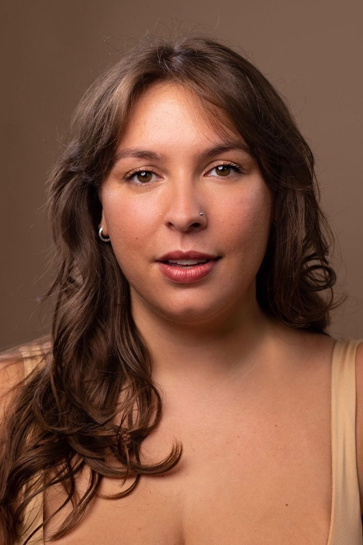 Deana Taheri backdrop