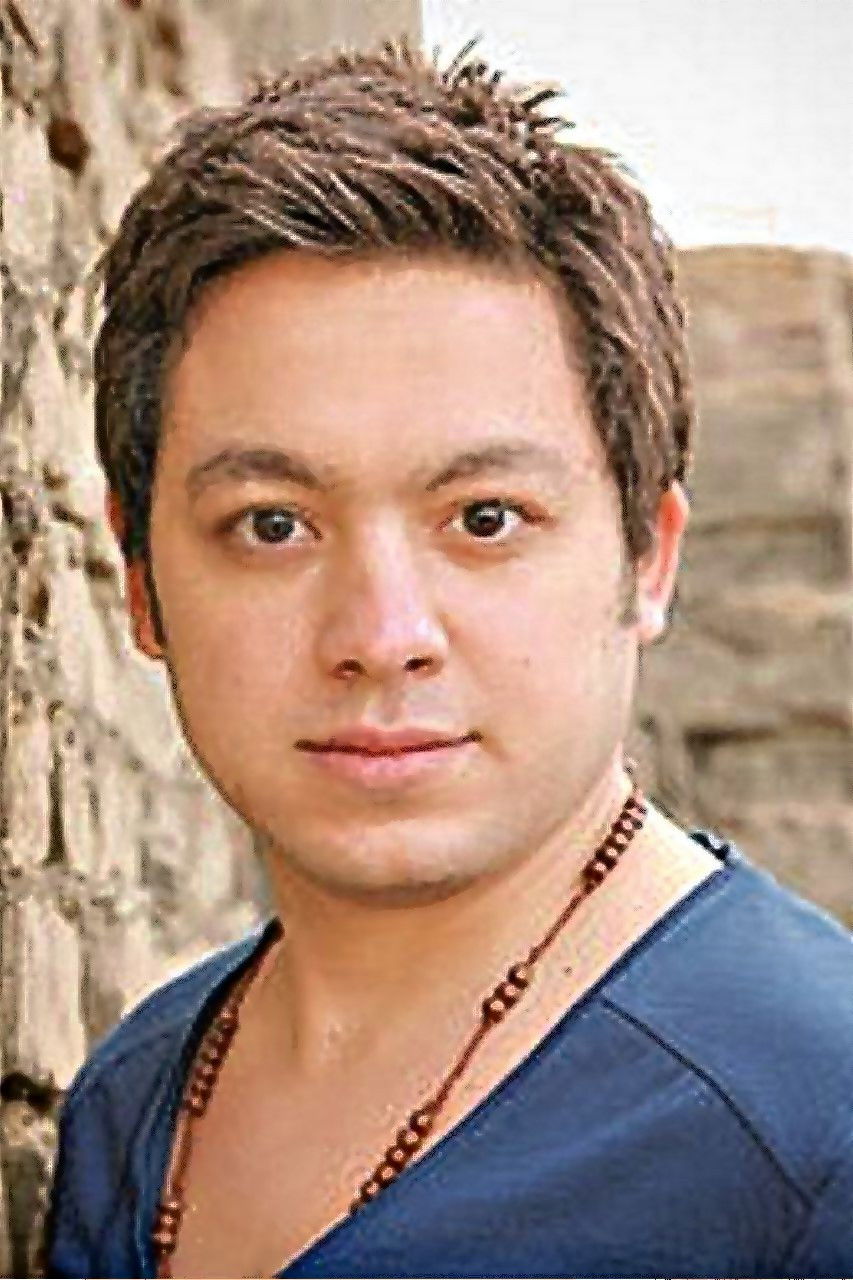 Hassan El Kholaey backdrop