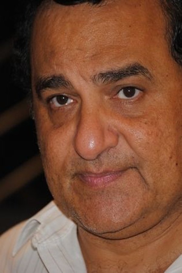 Ayman Al Arab backdrop