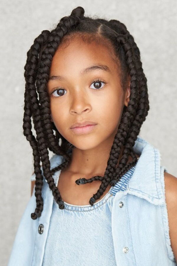 Valexia Boulianne backdrop