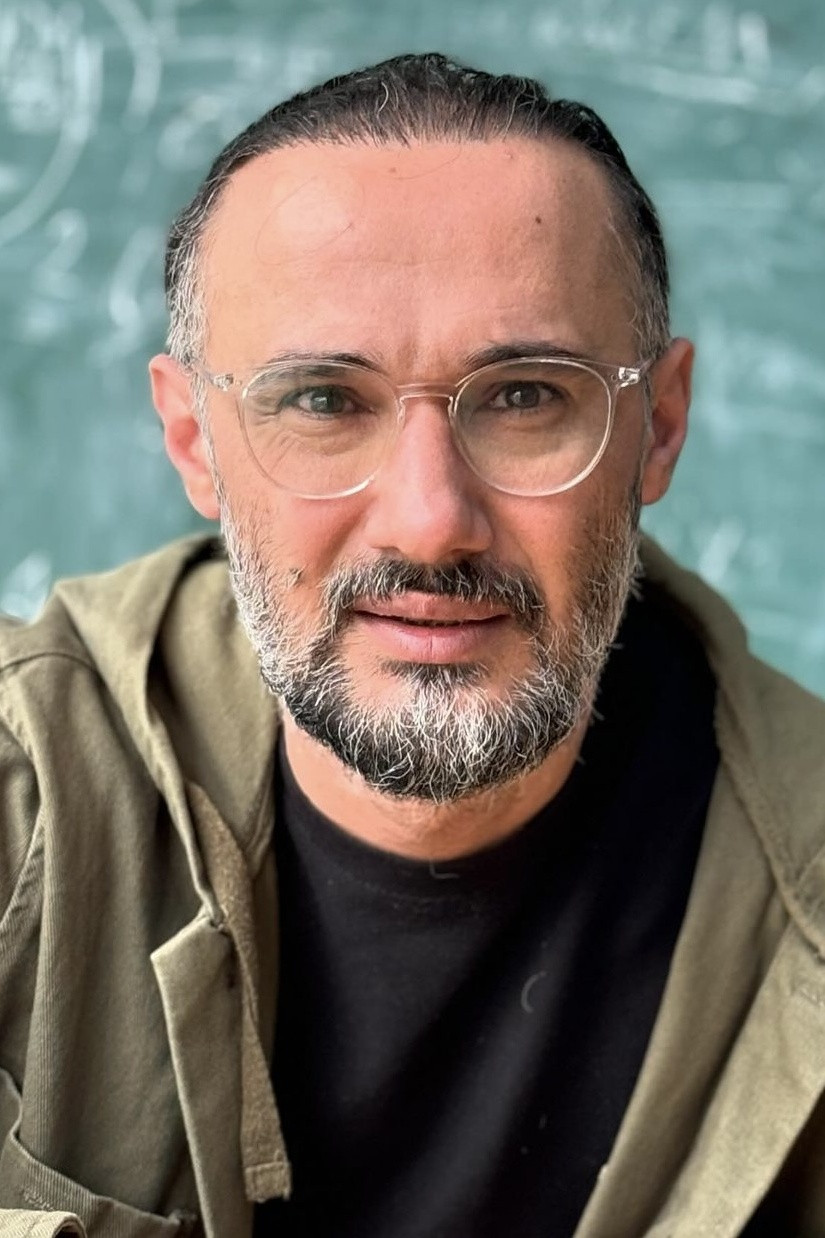 Zaur Tahirsoy backdrop