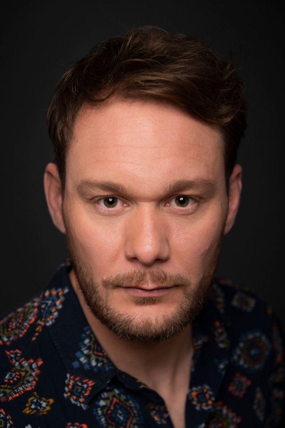 Usvat Ovidiu backdrop